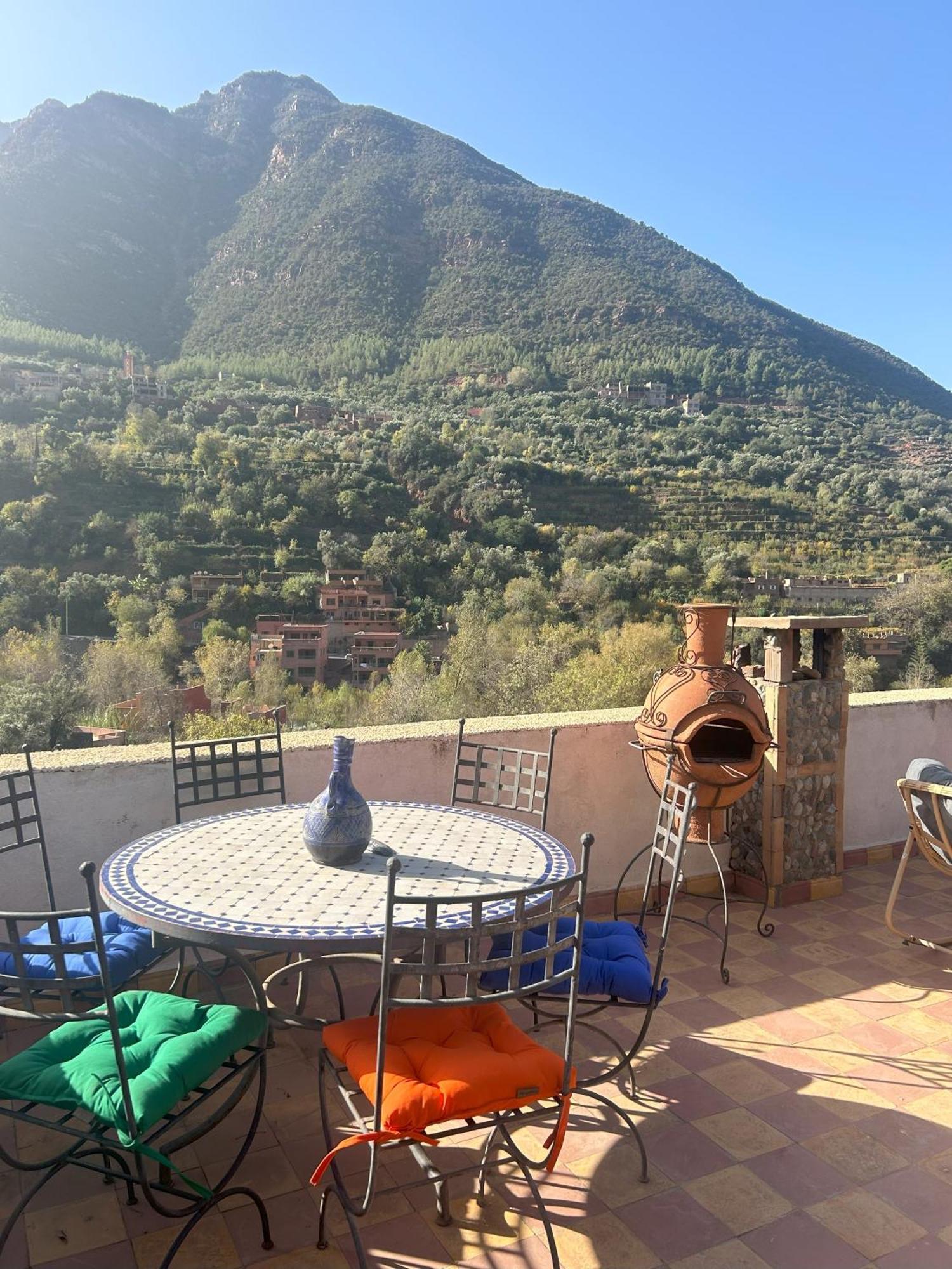 Отель Chez Yahia, Au Coeur De L'Урика Экстерьер фото